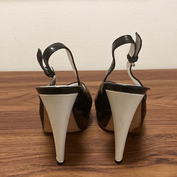Sergio Rossi Black & White Patent Leather Open Toe Slingback Shoes.  Size 37.5. - Picture 3 of 11